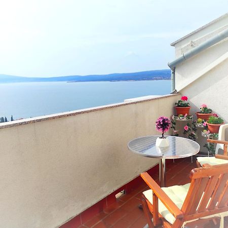 Miracle Apartment Crikvenica Exteriör bild